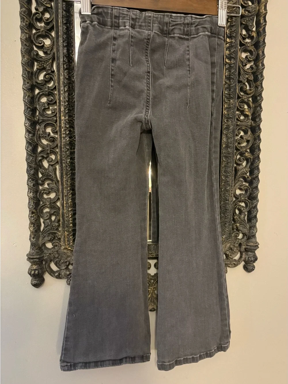 OshKosh B'gosh Gray Embroidered Star Flare Jeans